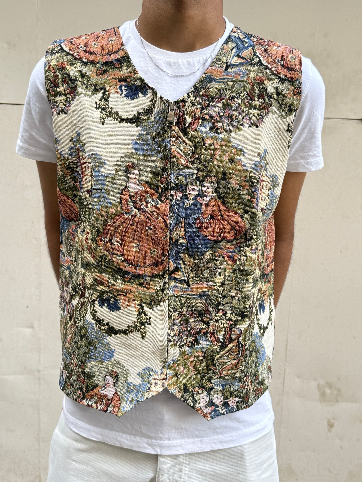 Zaphira special vest